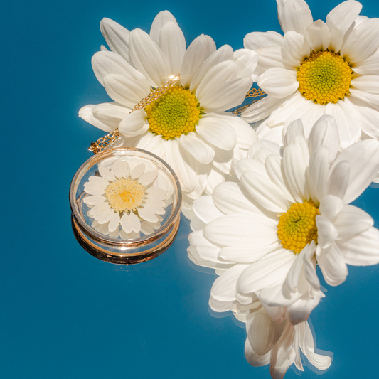 Long Necklace- Daisy