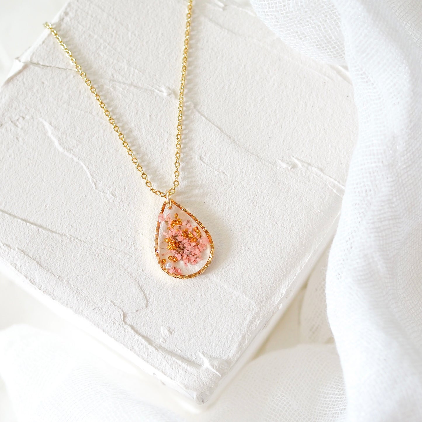Teardrop Flower Necklace