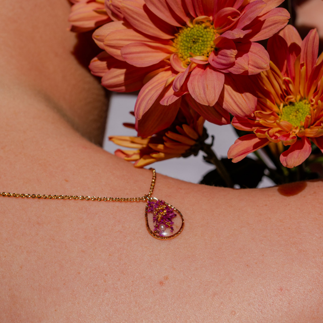 Teardrop Flower Necklace