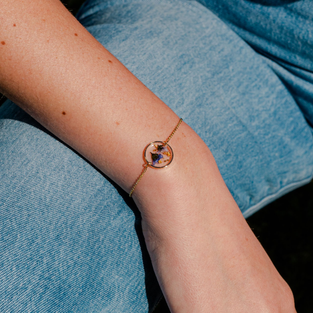 Round Floral Bracelet