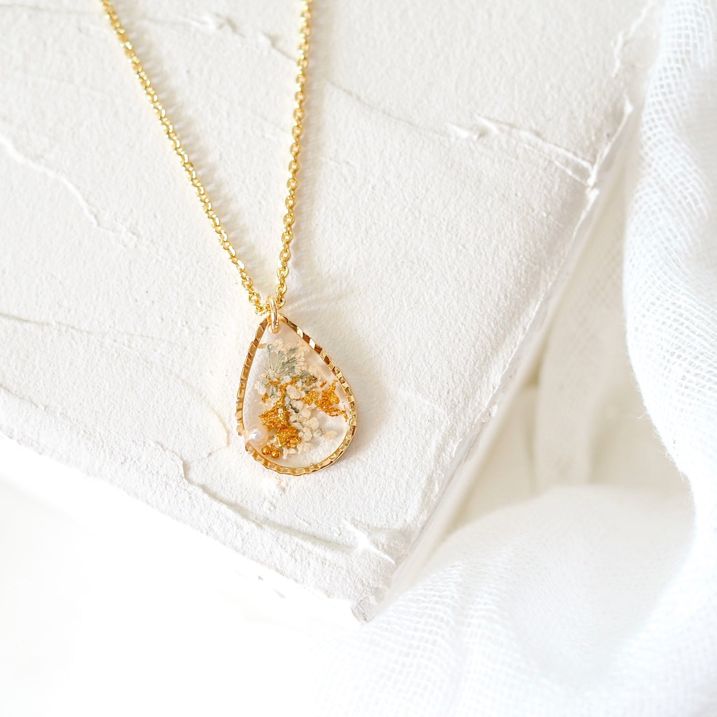 Teardrop Flower Necklace
